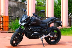 Roadster électrique Dayi E-Odin Pro