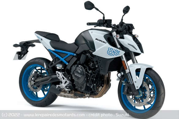 Roadster Suzuki GSX-8S Pearl Tech White