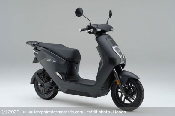 Scooter électrique Honda EM1 e