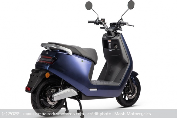 Scooter électrique Mash E-City 4.0 Scooter électrique Mash E-City 4.0