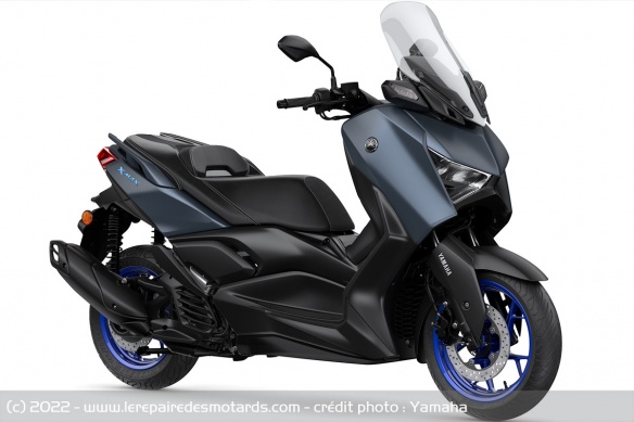 Yamaha XMAX 125