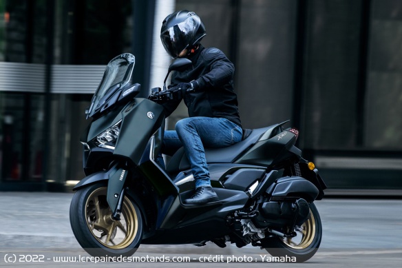 Scooter Yamaha XMAX 125 Tech MAX 2023