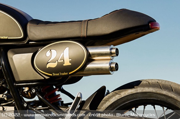 La 125 s'inspire du style flat-track