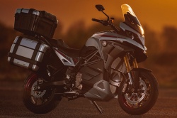 Sport tourer électrique Energica Experia