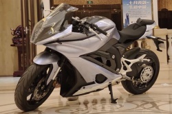 Sportive Jedi Vision K750