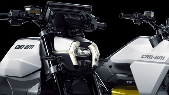 Phare avant Can-Am Pulse