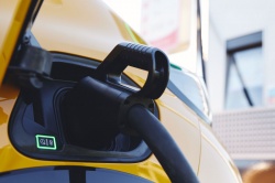 Les véhicules électriques bientôt taxés - Crédit photo : SouthworksStock/Envato