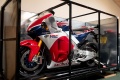 2100 euros   record enchre moto japonaise srie
