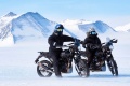 A moto ple Sud