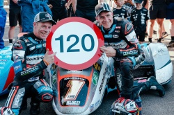 Tourist Trophy : Les Birchall s'imposent en sidecar - Crédit photo : IOMTT