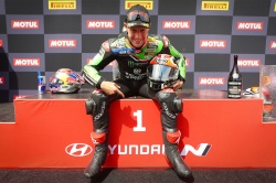 WSBK : victoire de Rea (c) photo : WSBK