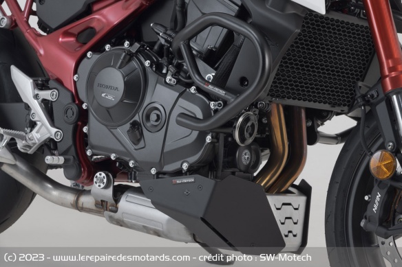 Les crash-bars et le sabot moteur SW-Motech Les crash-bars et le sabot moteur SW-Motech