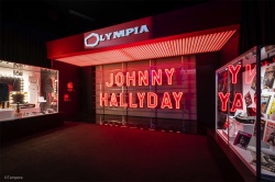 Johnny Hallyday s'expose à Paris