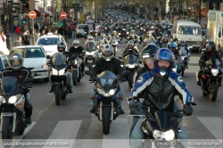Manifs contre le contrôle technique moto