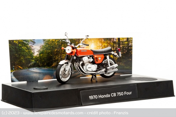 Maquette Honda CB 750 'Build Your Legend'