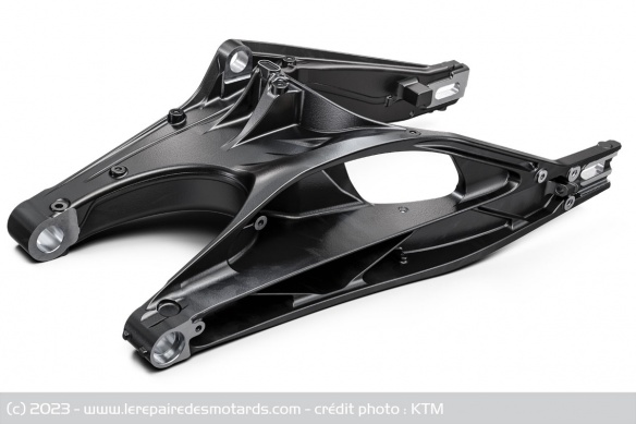 Roadster KTM 390 Duke 2024 Roadster KTM 390 Duke 2024