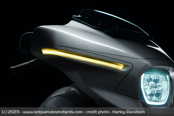 Le style de la Street Glide a été nettement modernisé, notamment au niveau du carénage