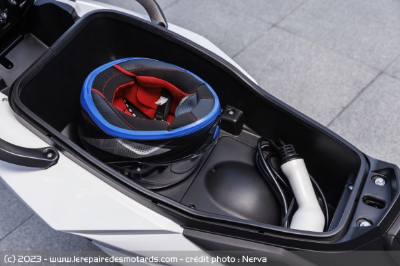 Scooter électrique Nerva Exe Scooter électrique Nerva Exe