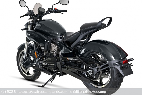 Cruiser Hyosung GV125R Cruiser Hyosung GV125R