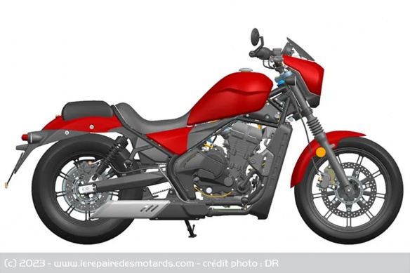 Transmission, cadre, suspensions... le cruiser ne reprend ici que le twin de 650 cm3 Transmission, cadre, suspensions... le cruiser ne reprend ici que le twin de 650 cm3