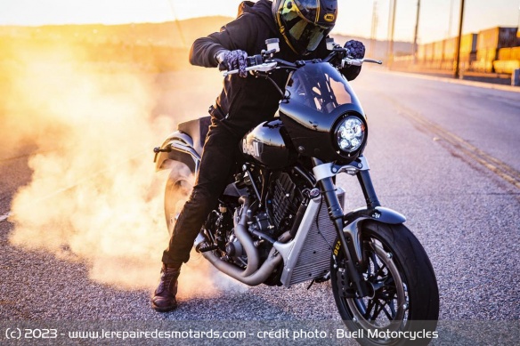 Buell promet ici un Power Cruiser très dynamique Buell promet ici un Power Cruiser très dynamique