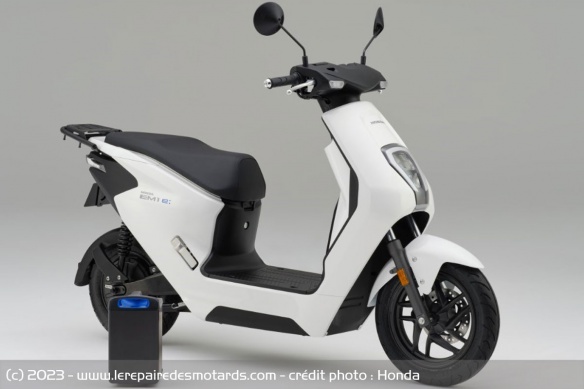 Cyclomoteur électrique Honda EM1 e: