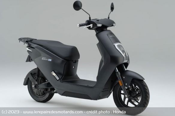 Cyclomoteur électrique Honda EM1 e: