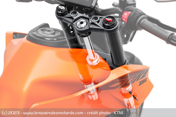 Roadster KTM 390 Duke 2024 Roadster KTM 390 Duke 2024
