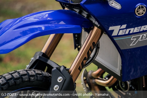 La nouvelle fourche KYB de 43 mm entièrement réglable