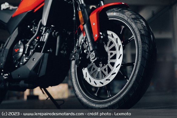 Roadster Lexmoto RSS 125 Roadster Lexmoto RSS 125