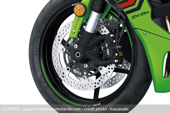Frein avant de la Kawasaki Ninja ZX-6R 636 2024 Frein avant de la Kawasaki Ninja ZX-6R 636 2024
