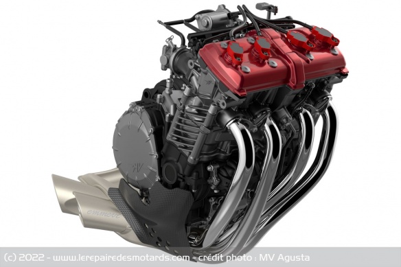 Ce n'est pas le 4 cylindres de la MV Agusta Brutale 1000 que l'on retrouvera, mais celui de la future 921 S Ce n'est pas le 4 cylindres de la MV Agusta Brutale 1000 que l'on retrouvera, mais celui de la future 921 S
