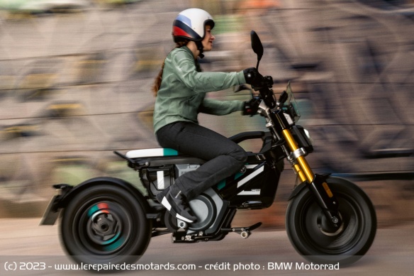 La CE 02 se décline en 125 et cyclomoteur La CE 02 se décline en 125 et cyclomoteur