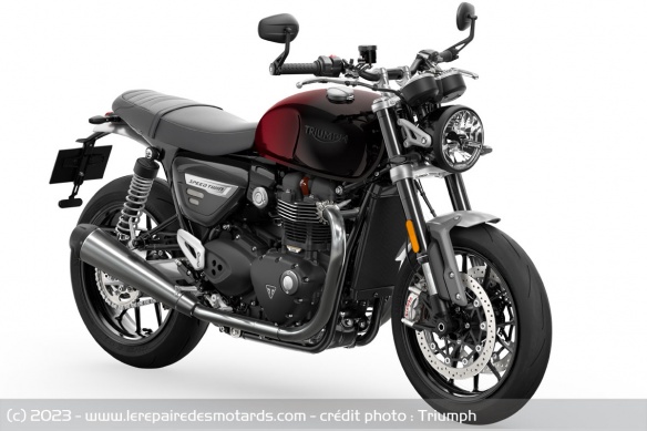 Triumph Speed Twin 1200 Stealth Edition