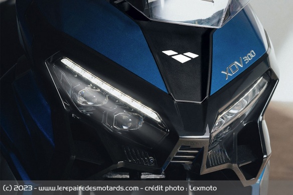 Phares à LED du Lexmoto XDV 300 Phares à LED du Lexmoto XDV 300
