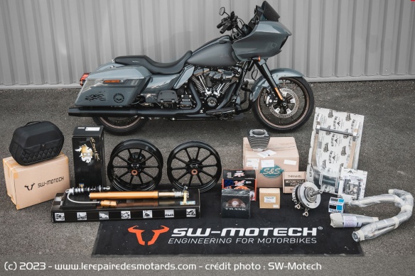 La Harley-Davidson Road Glide qui sert de base à la prépa La Harley-Davidson Road Glide qui sert de base à la prépa