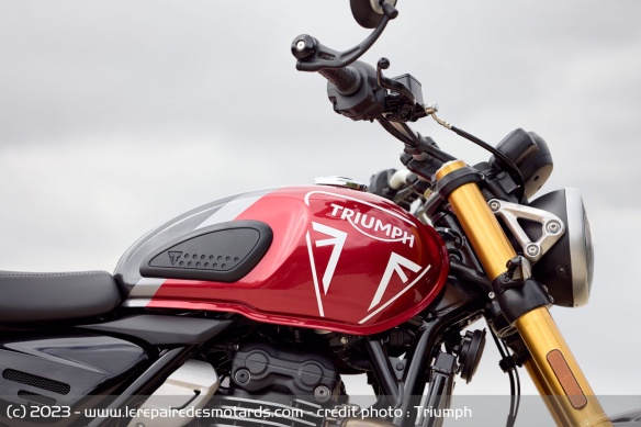 Le réservoir de la Triumph Speed 400