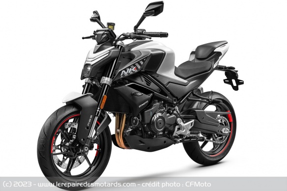 Roadster CFMoto 450 NK Roadster CFMoto 450 NK