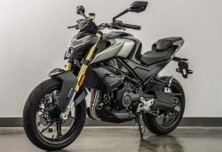 Roadster CFMoto 450 NK