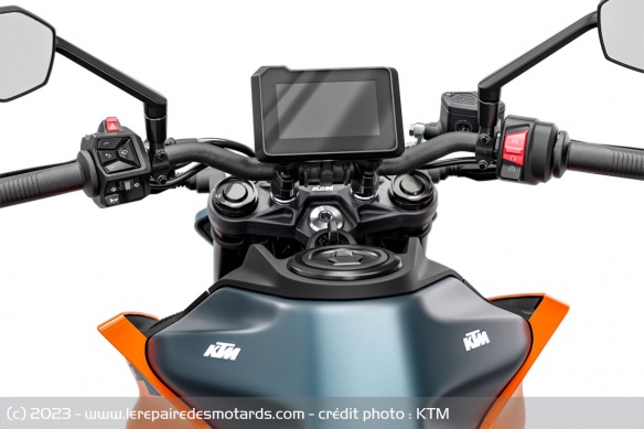 Roadster KTM 125 Duke 2024