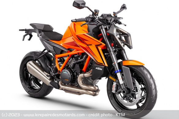 Roadster KTM 1390 Super Duke R EVO Roadster KTM 1390 Super Duke R EVO