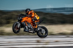 Roadster KTM 1390 Super Duke R