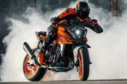 Roadster KTM 990 Duke
