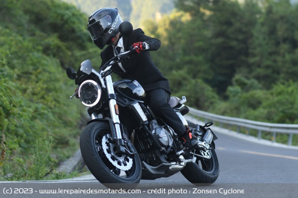 Roadster Zonsen Cyclone RE5 Roadster Zonsen Cyclone RE5
