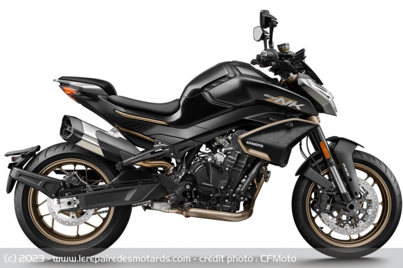 Le roadster CFMoto 800NK Advanced Le roadster CFMoto 800NK Advanced