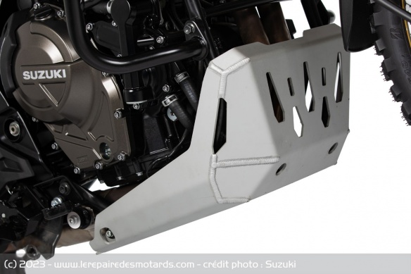 Le sabot aluminium de la Suzuki V-Strom 800DE Rally Edition Le sabot aluminium de la Suzuki V-Strom 800DE Rally Edition
