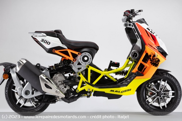 Scooter Italjet Dragster 300 Scooter Italjet Dragster 300