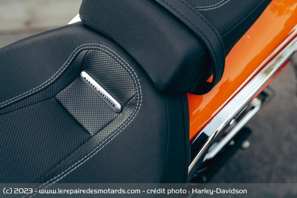 La selle de la Harley-Davidson Breakout 2023 La selle de la Harley-Davidson Breakout 2023