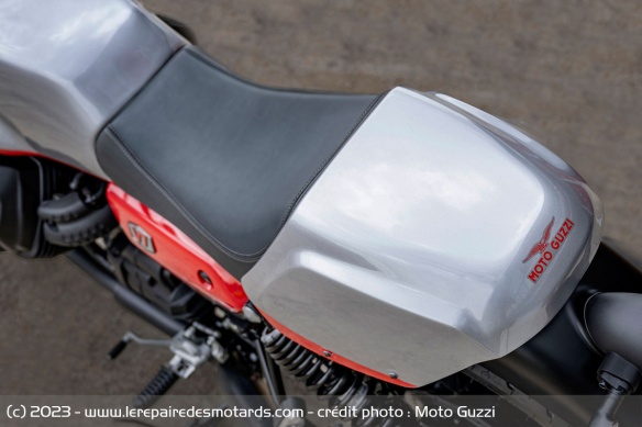 Moto Guzzi V7 Stone Corsa