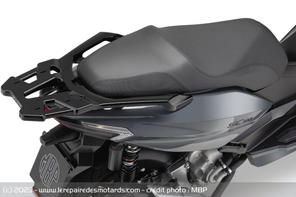 Scooter MBP SC300